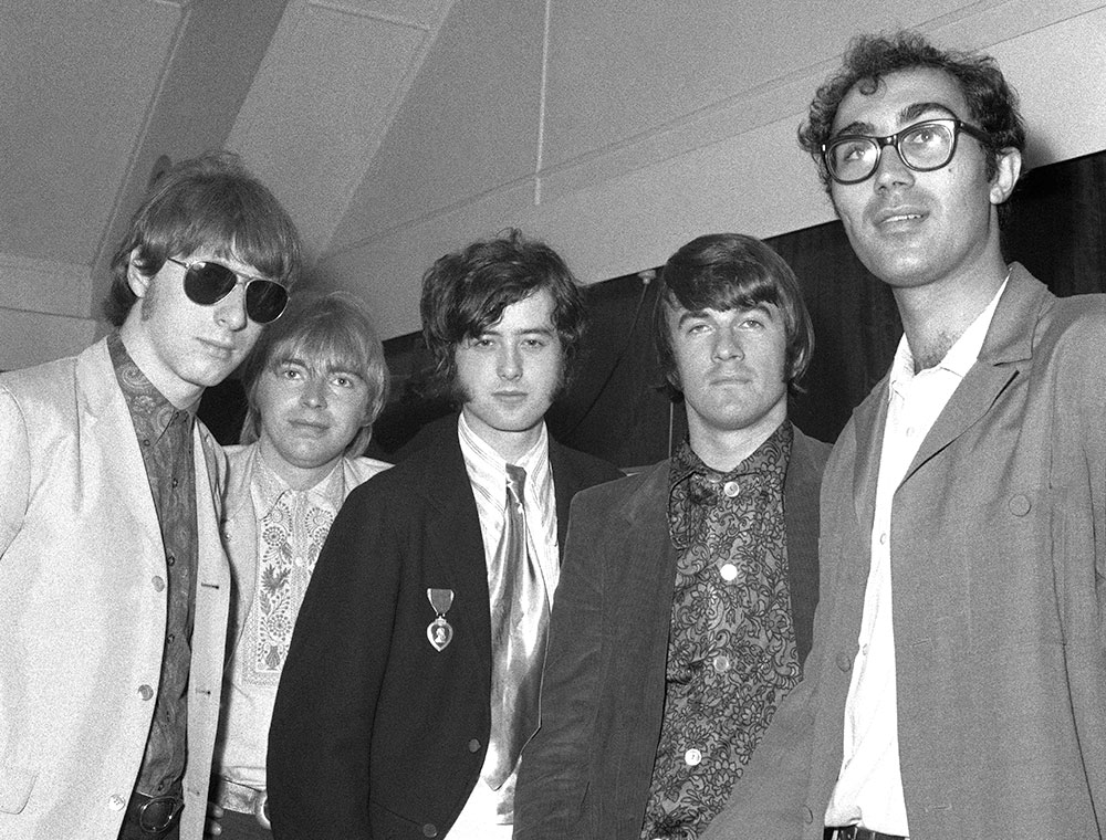 The Yardbirds L to R: Chris Dreja (bass), Keith Relf (vocals), Jimmy Page (guitar), Jim McCarty (drums), with Larry Zetlin from Go-Set Magazine.