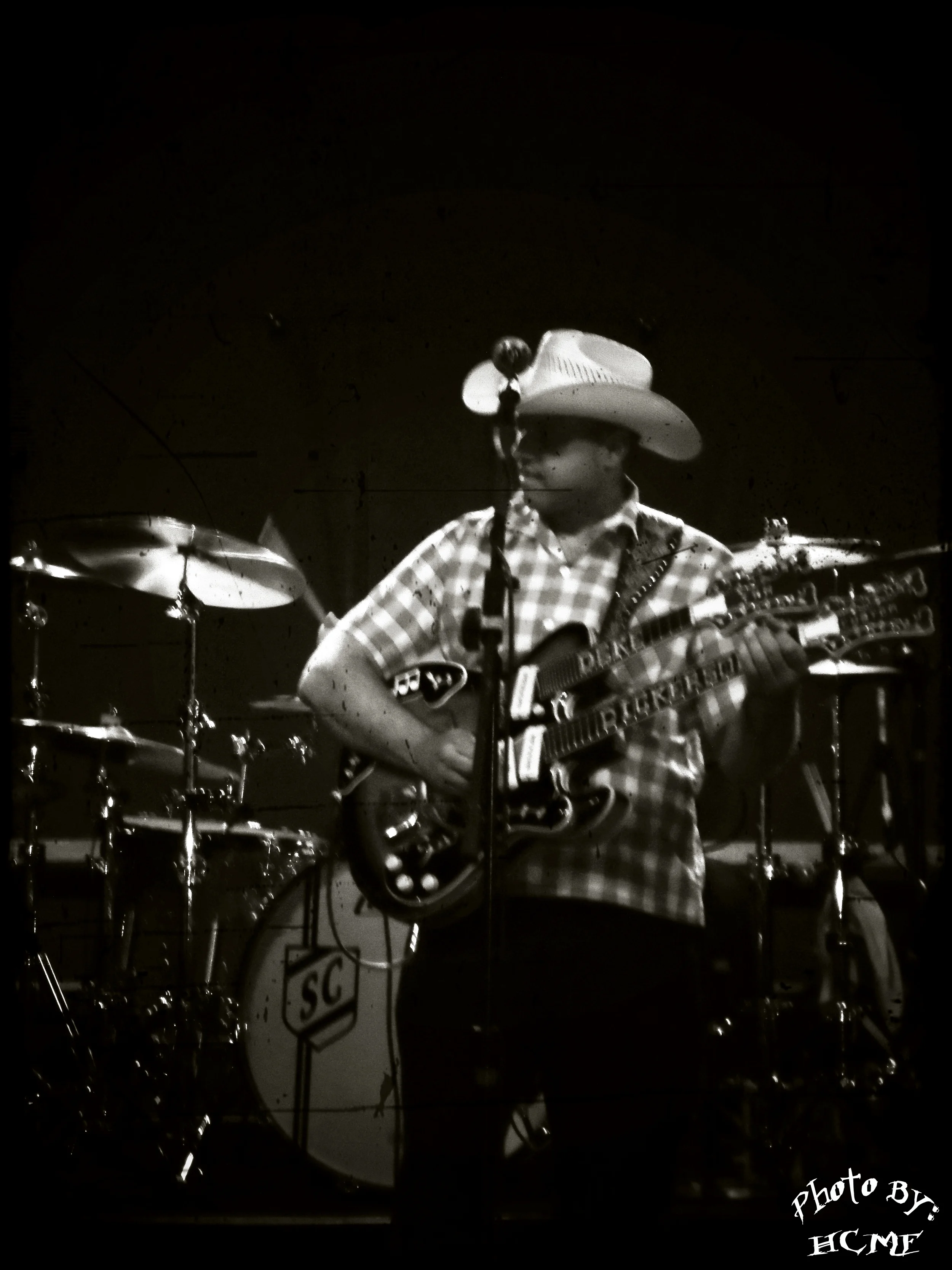 Deke Dickerson
