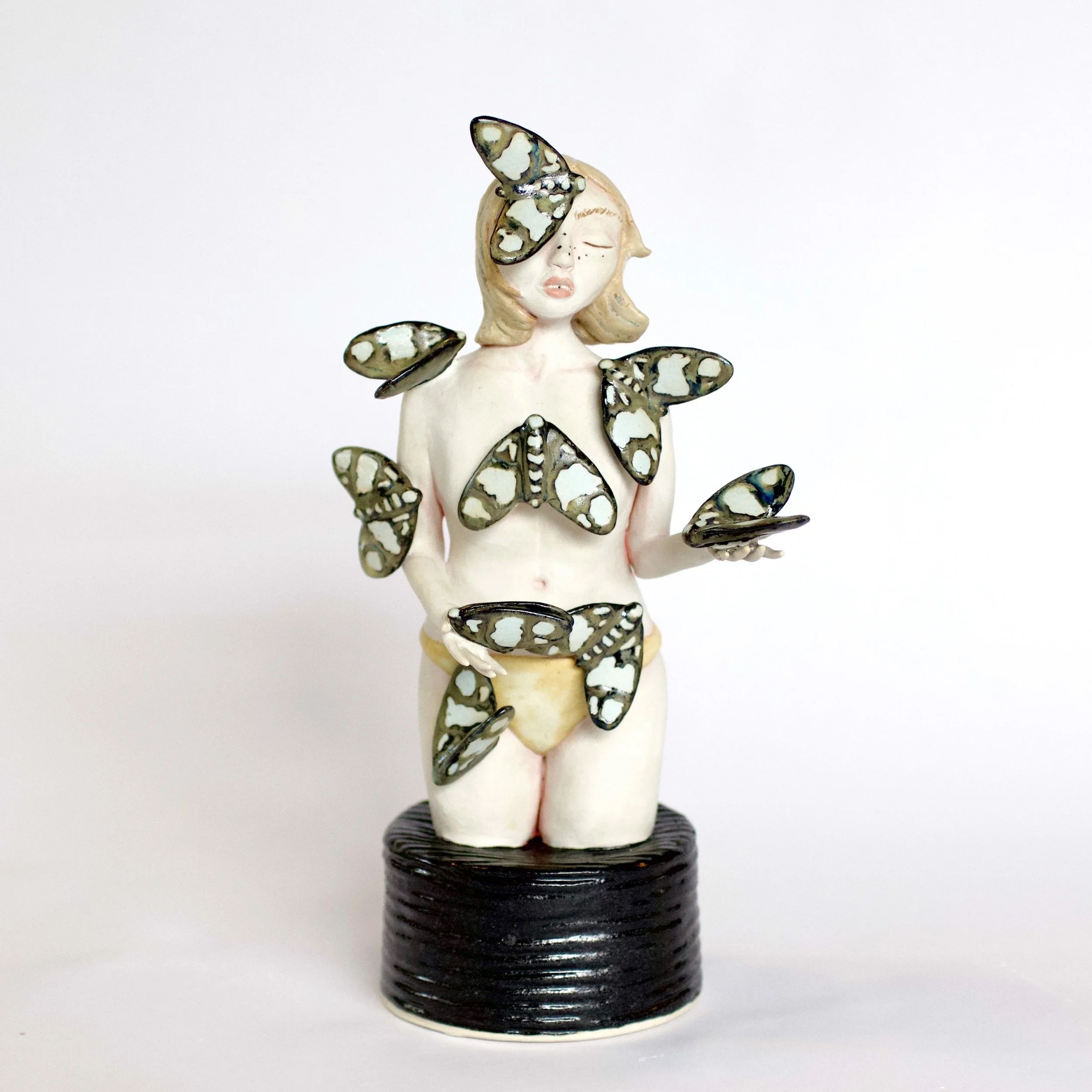 Libby Usher, 'Eclipse', 2023, stoneware, 22 x 12 x 10cm