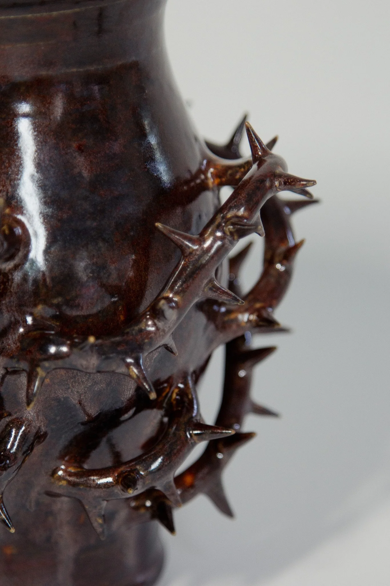 WildGardenVessel(Bronze)_Detail.jpg