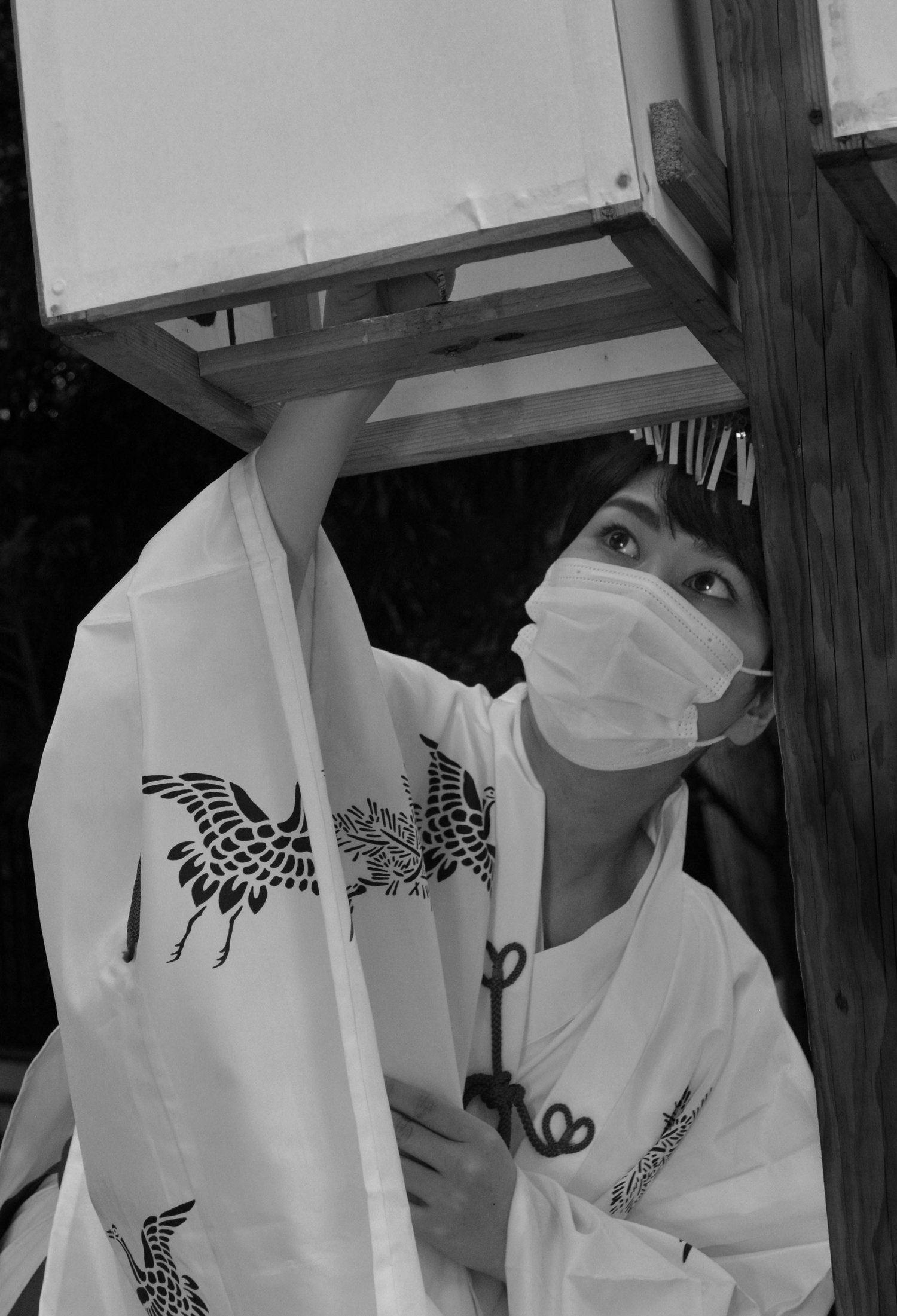 伊藤 良一 - 灯りをともす