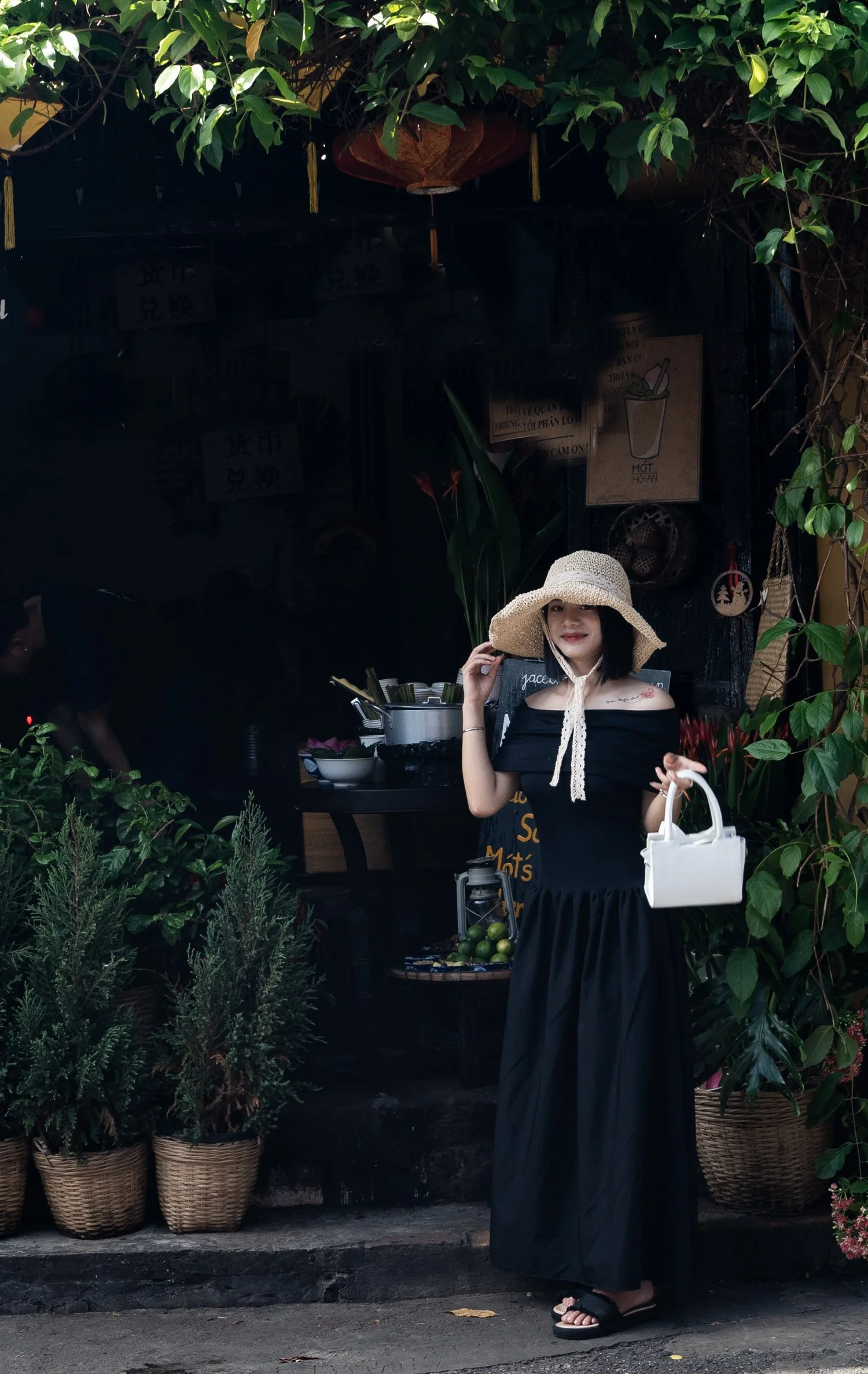 末吉　敏行 - Feminine Charm (2)