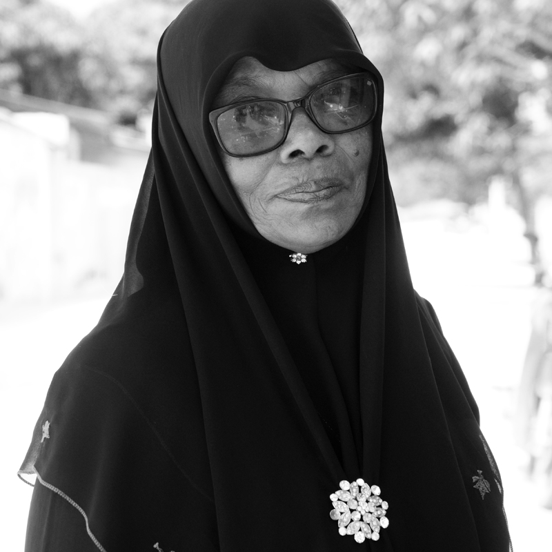 Auntie in Fonadhoo