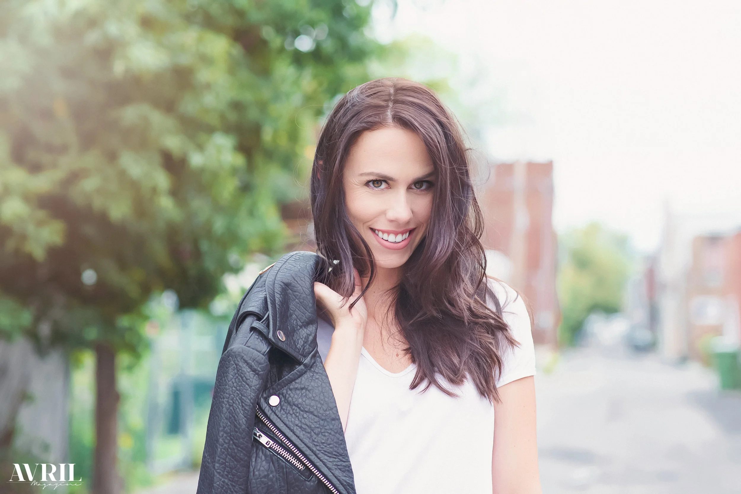 Julie_st-pierre_01.jpg