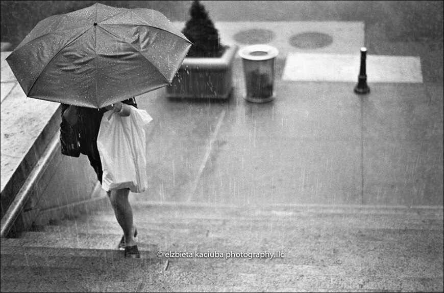 Elzbieta Kaciuba, "Woman With Umbrella, NYC"
