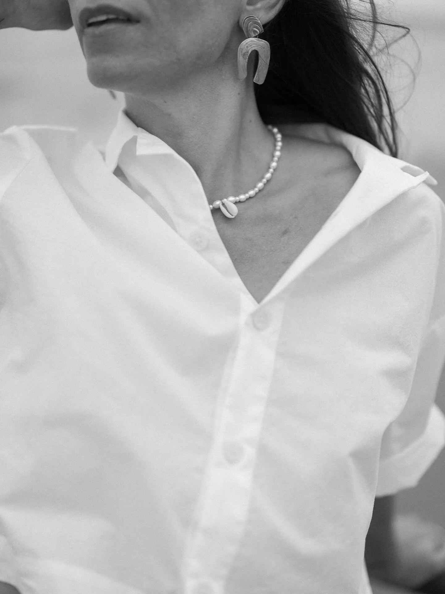 Here are the top 5 frequently asked questions I get about UNRAVEL, my 2026 coaching experience for women in the in-between.

If you&rsquo;ve been circling your next version, this one&rsquo;s for you. 🖤

#1 What is UNRAVEL?
A 6 month guided coaching 