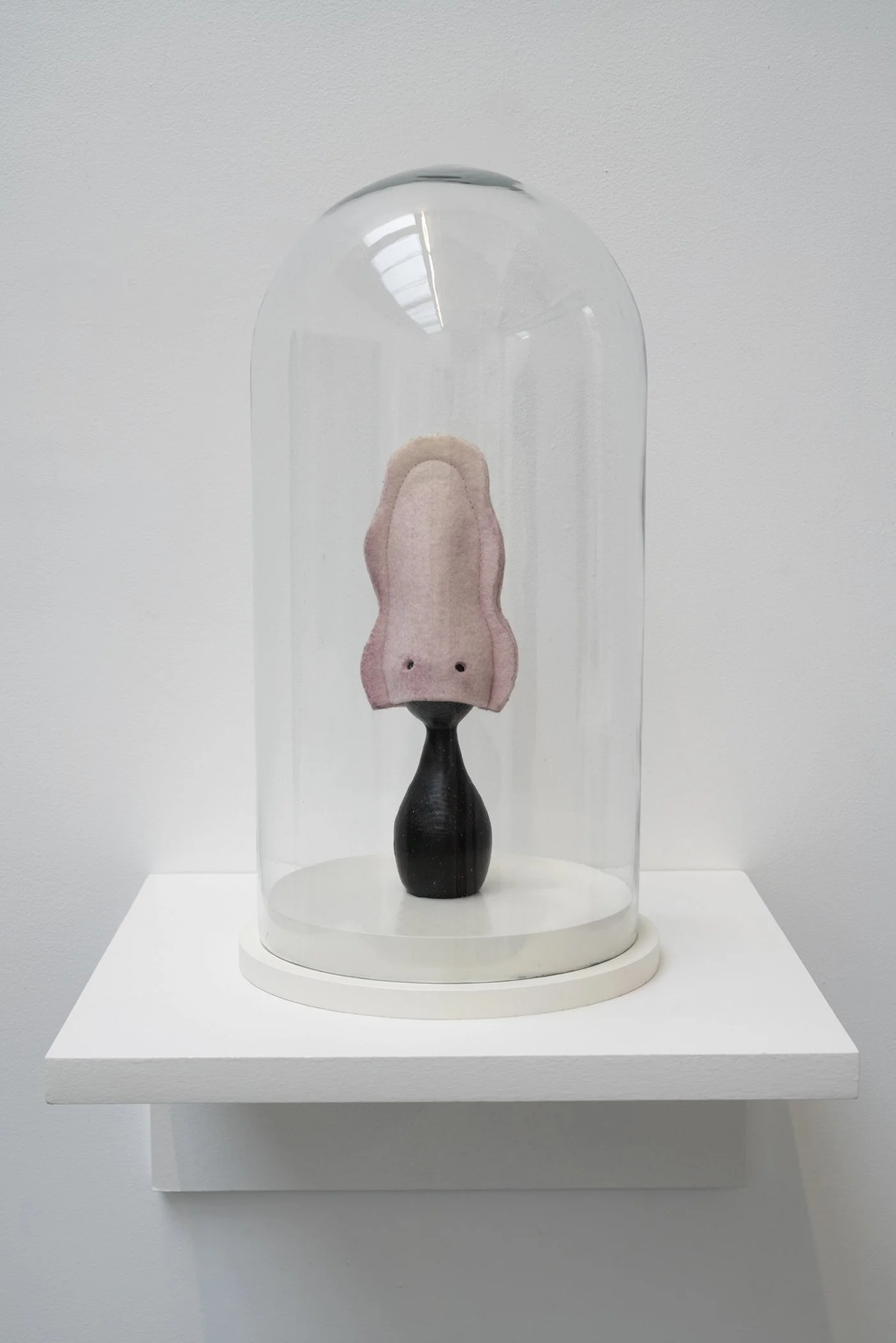   The Guard     Bronze, felt    20 x 7 x 6 cm 