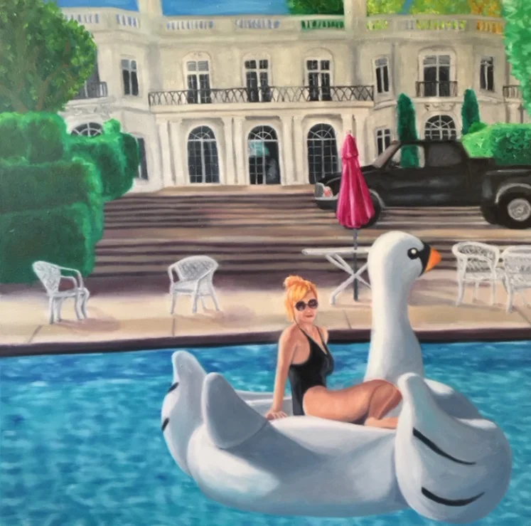 Solo Pool Party