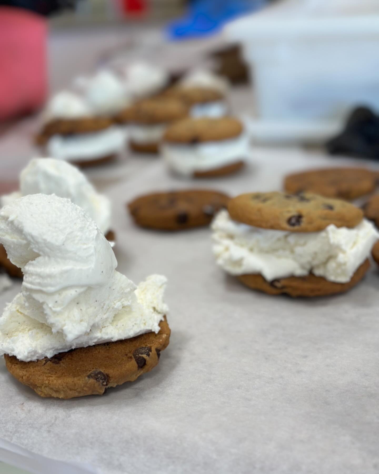Not sure which photo I love the most so I had to post em all. Bath has a brand new 🍦 ICE CREAM 🍦 freezer and we made these ice cream sandwiches this morning. Started out with a classic - chocolate chip cookies with vanilla bean ice cream 🤤 we will