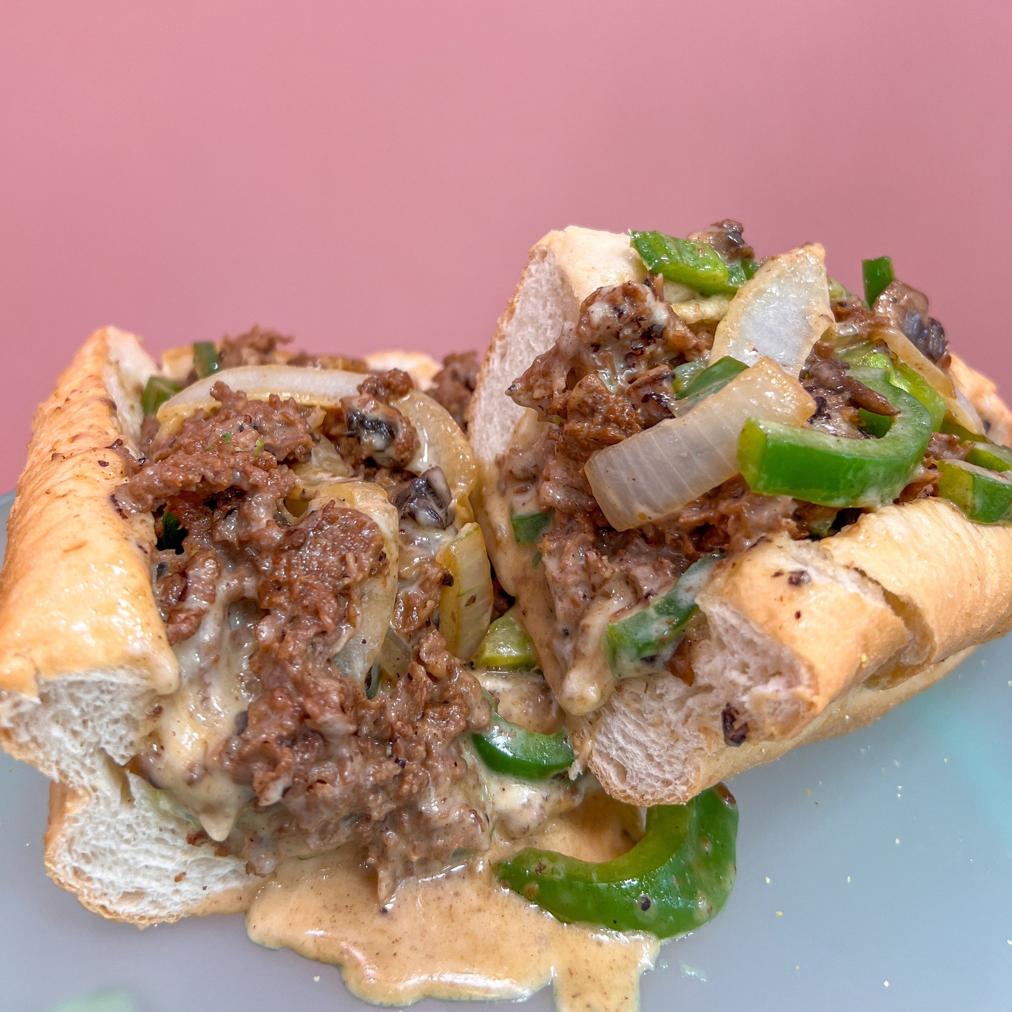 We're just going to let the photo speak for itself here 😮&zwj;💨🤤🤤

Loaded cheesesteaks on deck in Bath every day 😋

☀️ Bath open 10-5, call/text your order ahead 207-321-9443
💕 Portland open 9-4, call/text your order ahead 207-536-4932
⚓️ BIW o