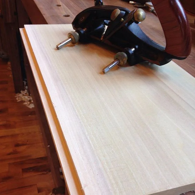 I know many people don’t like poplar but I don’t mind it at all. It works beautifully with both hand tools and machines. Here’s one of the shiplaps for the back of #kelvinscabinet. Getting close to done!
#walnut #poplar #maple #cabinet #design #madeinmichigan #madeinusa #handmade #mcmfurniture http://ift.tt/1JMEKpq