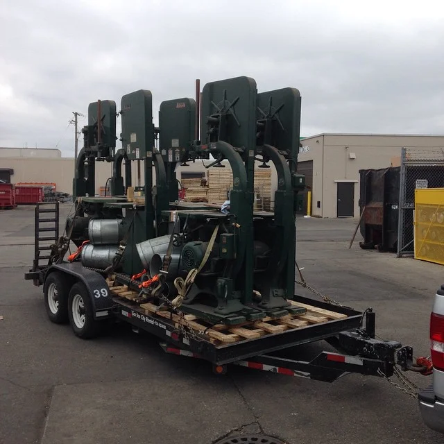 Here was my last big haul. Six Northfield 27" bandsaws that went to Hermance Machine in PA. No trouble with the trailer on this one. Thank goodness!
#bandsaw #Northfield #owwm #vintage #machinery #machinerymoving #trailerfun #trailer #gladthatsover http://ift.tt/1HxuqPn