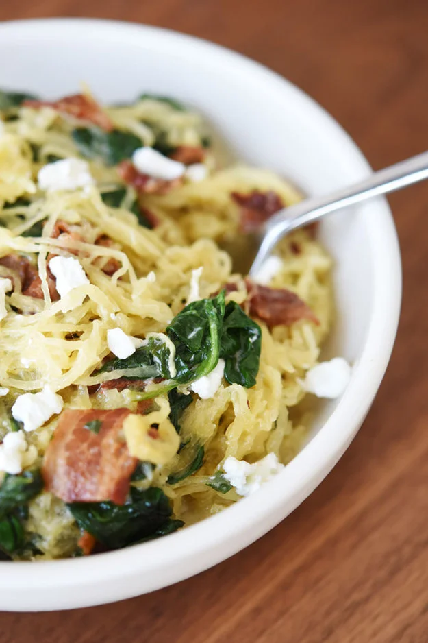 https://www.buzzfeed.com/christinebyrne/spaghetti-squash-with-bacon-spinach-and-goat-cheese?utm_term=.gm3qOJYDG#.rc206oW4b