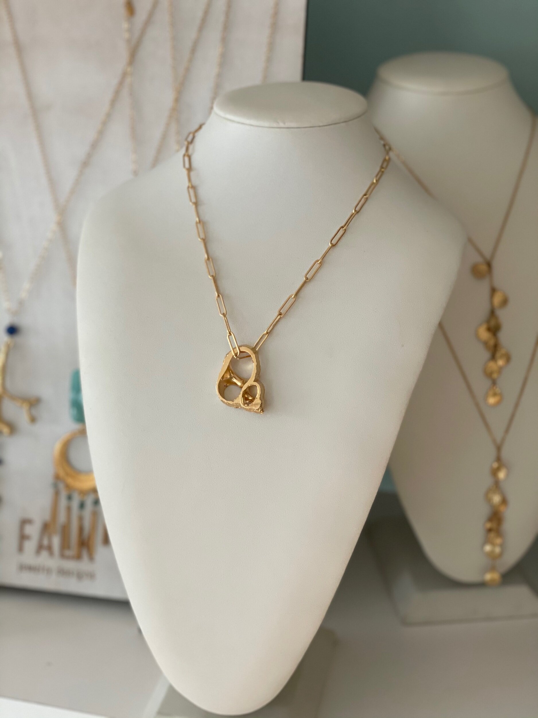 6449DB63-72B6-4CC9-912E-67860EEA9449