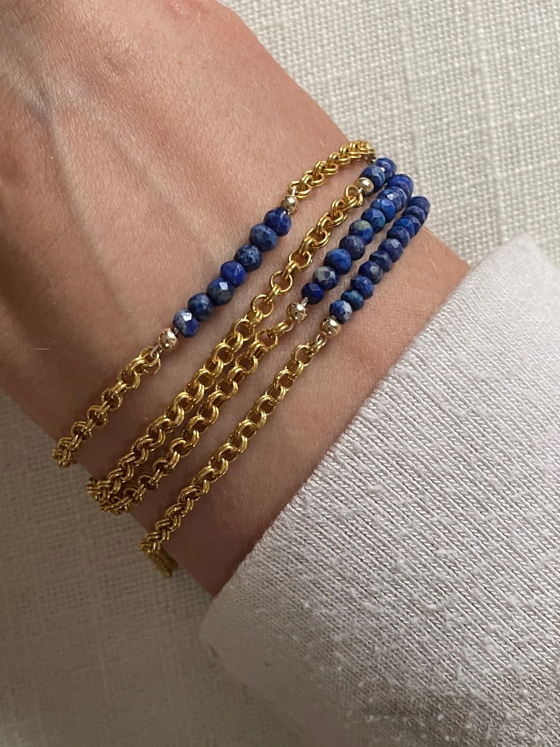 ACB12FA5-6326-4515-AD53-DD1CFB7CDA27