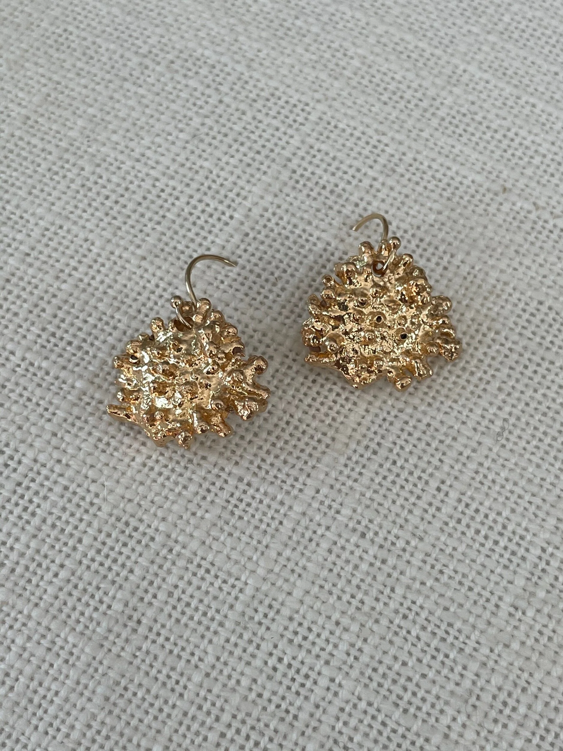 453547F0-FF74-464C-AC25-41BD13D2272E