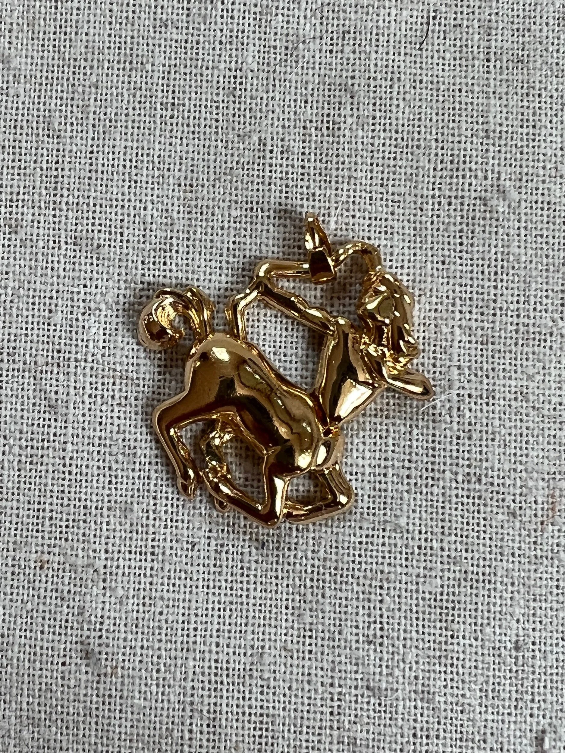 8868282C-68FE-47FC-A3EE-F1743358D768