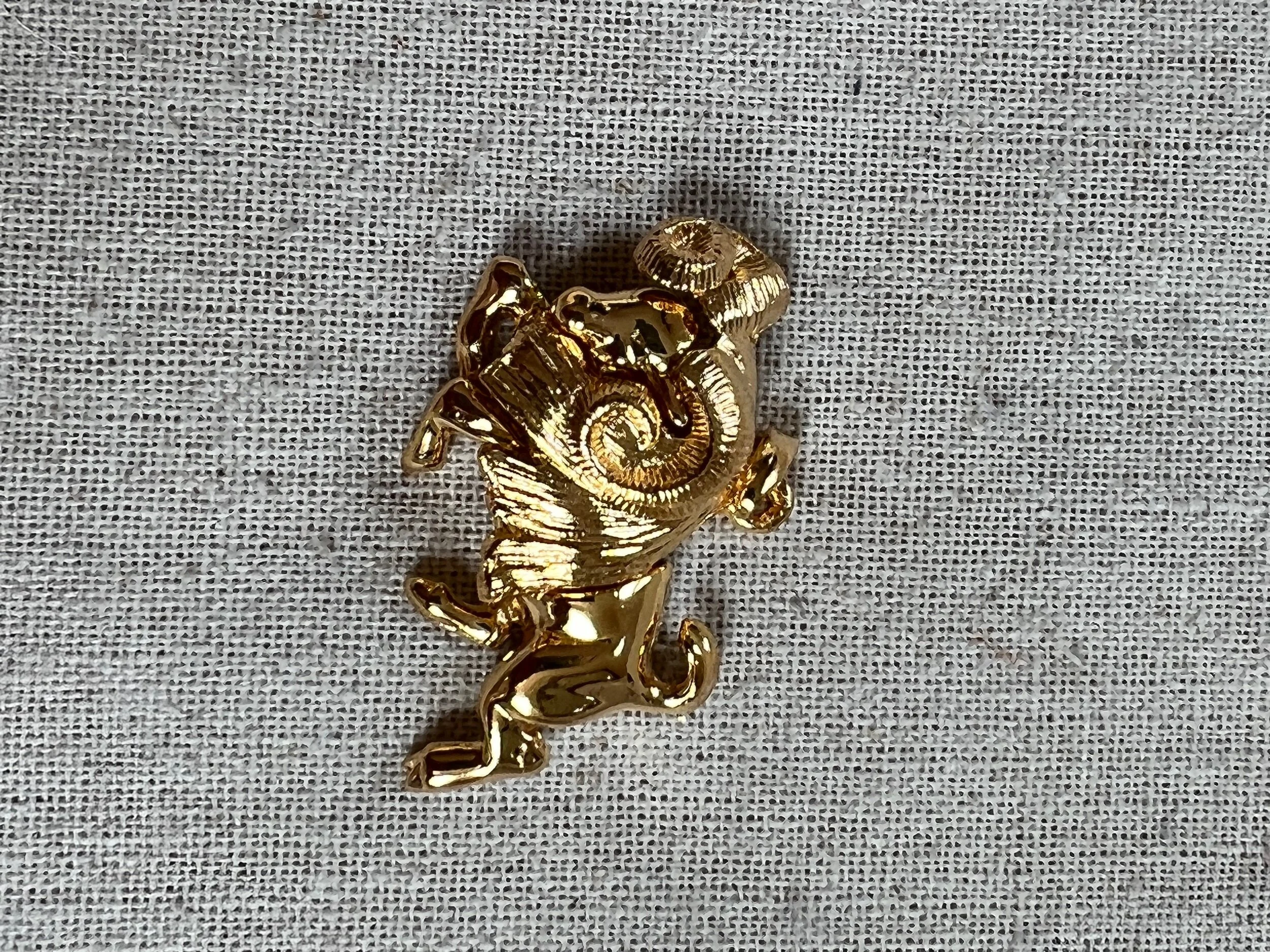 B950C69C-718C-40E3-A76F-229100476CA9