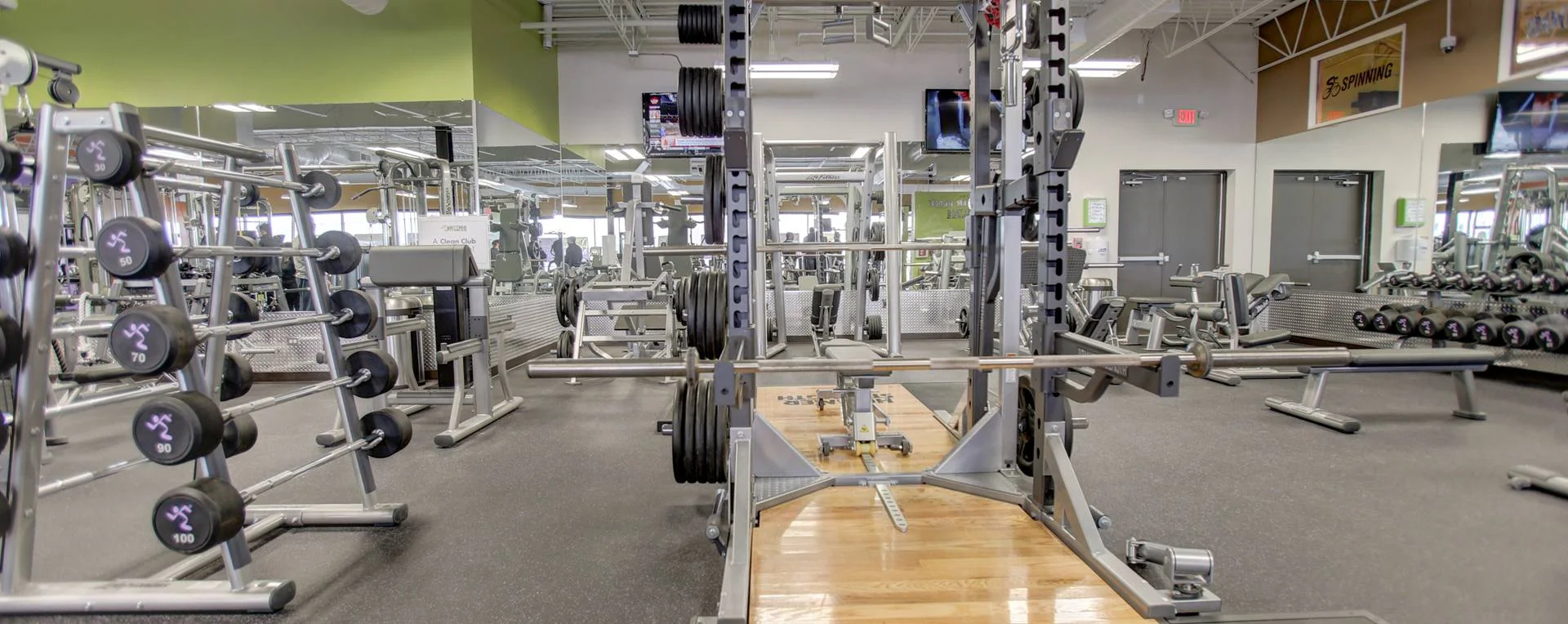 Anytime-Fitness-Downers-Grove-BenchesRacks-L.jpg