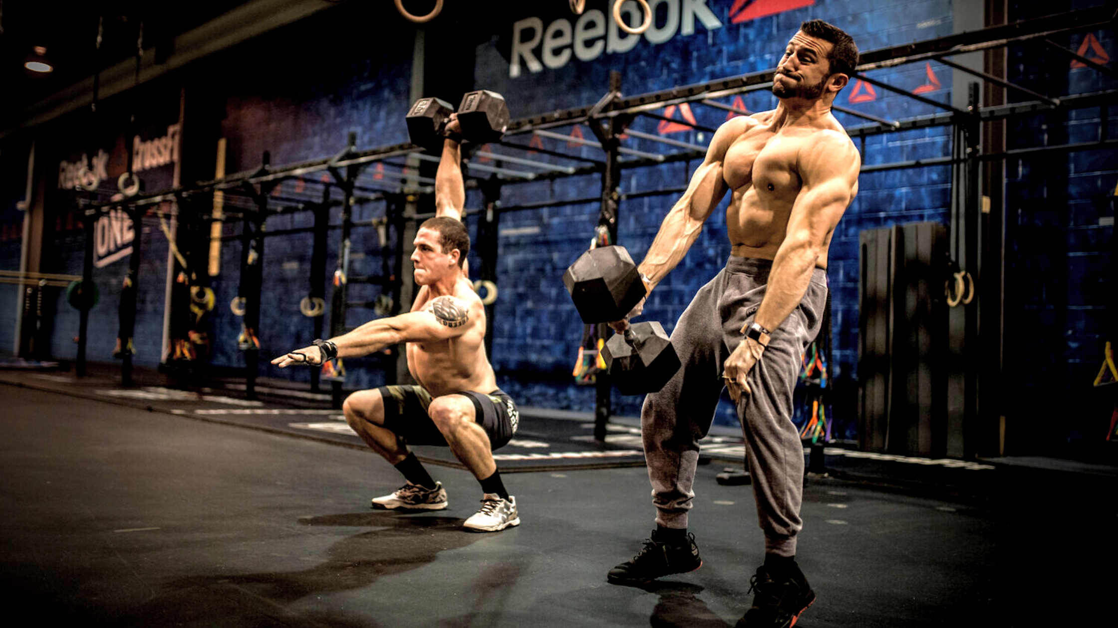 10 Dumbbell CrossFit Workouts for the Hotel Gym