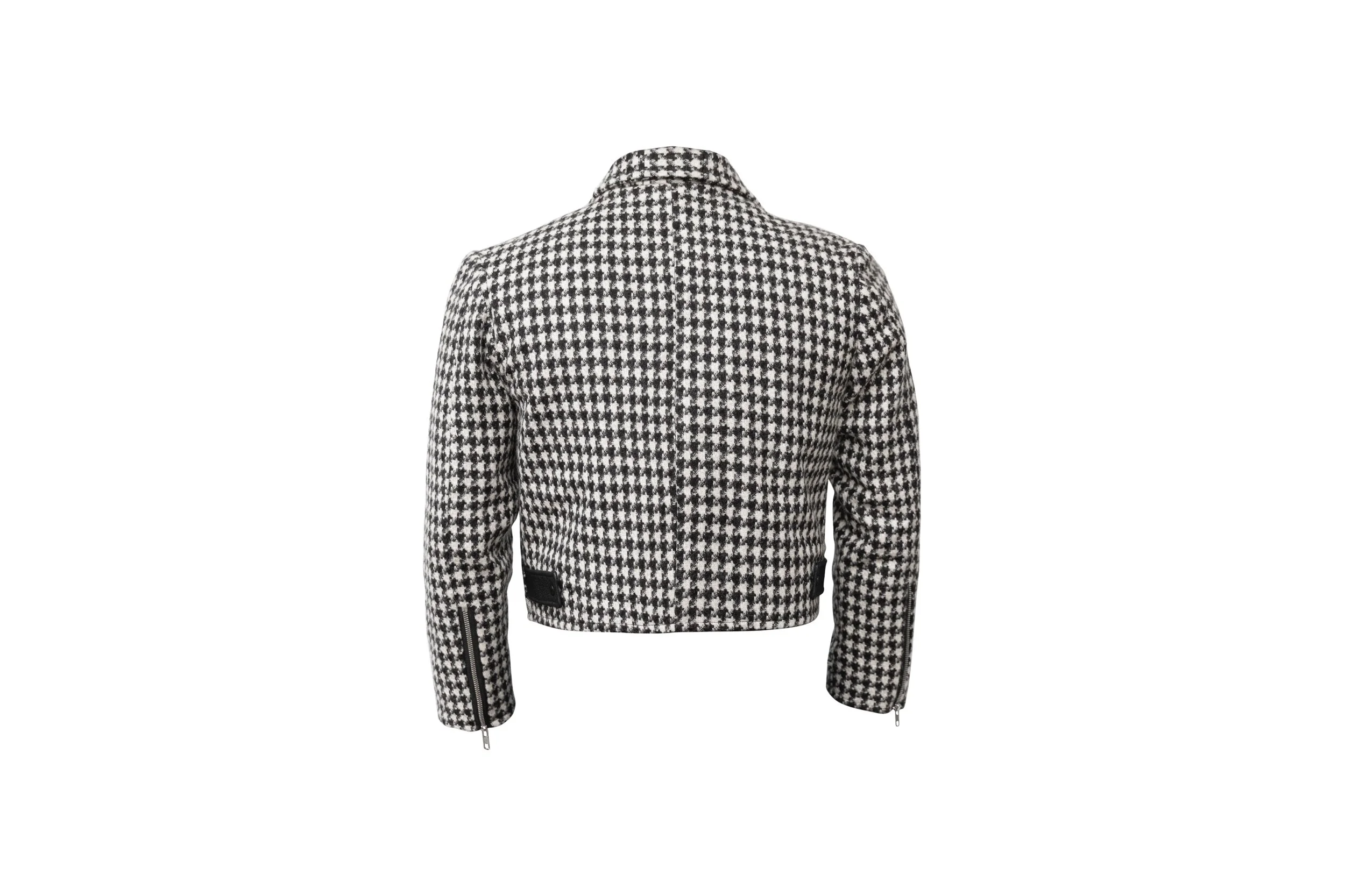 F96F902B-5DC5-40CE-AEB8-7474B2A0C048