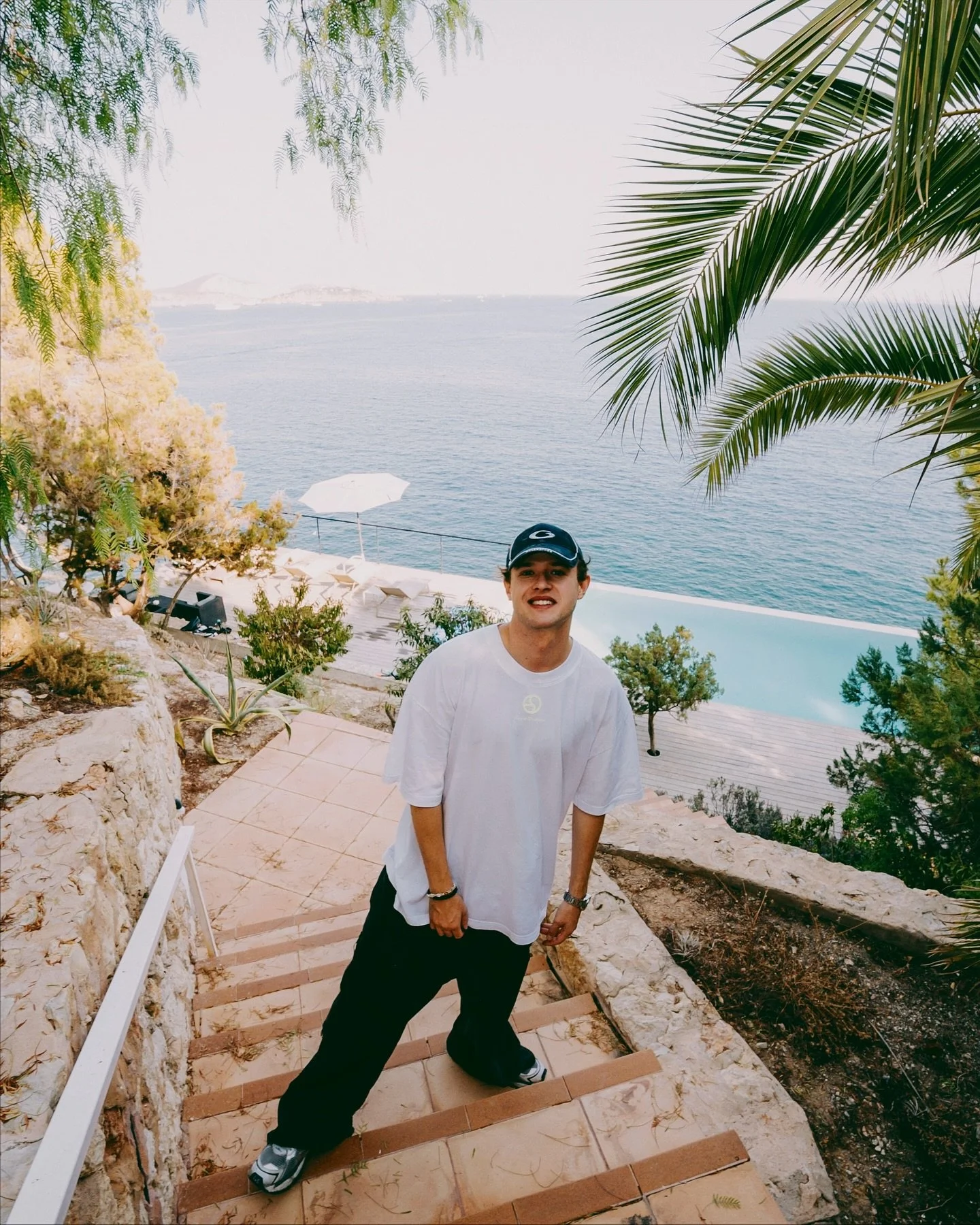 Summer is moving faster than the speed of sound, but i&lsquo;m having the best time of my life! ⚡️

Had some (2days) time off in Ibiza and i&lsquo;m now very excited to play a big night on the island @mamboibiza + @hiibizaofficial tonight! 🇪🇸

Afte