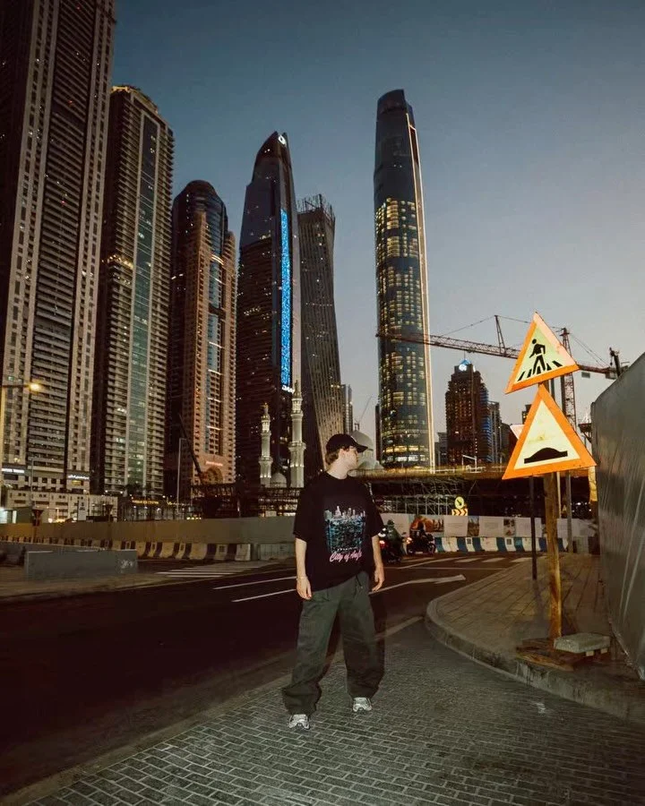 Big middle east kick off weekend done - with a comeback in doha + dubai! 💨
Always a pleasure @bebeachdxb @hide.doha and see you very soon! 

Next up: ADE week - see you all there! 🇳🇱

#martenlou #middleast