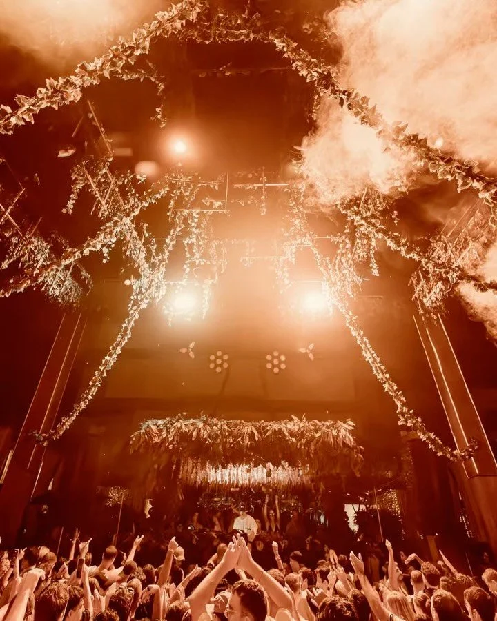 Bali, the rain couldn&lsquo;t stop us from having an unforgettable night at the one and only @savayabali - always magical to perform there! ⚡️

#martenlou #savayabali