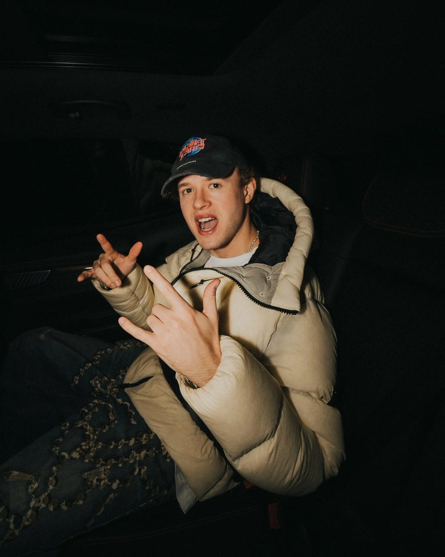 This and that, between the cold of the french alps and the heat of dubai + coming back to romania for an amazing night full of good vibes! 
Also had a little chat with spotify about whats next before flying back home to get ready to do it all over ag