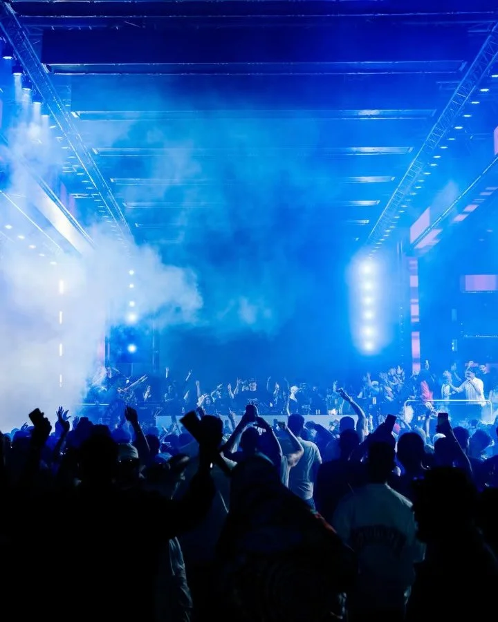 Fast and furious, Jeddah edition! 🏁
Arrived in Jeddah just in time for the show, grabbed a sandwich at subway at the airport straight after landing, knowing I would only have time to eat on the drive to the hotel. Checked in at the hotel, took a qui