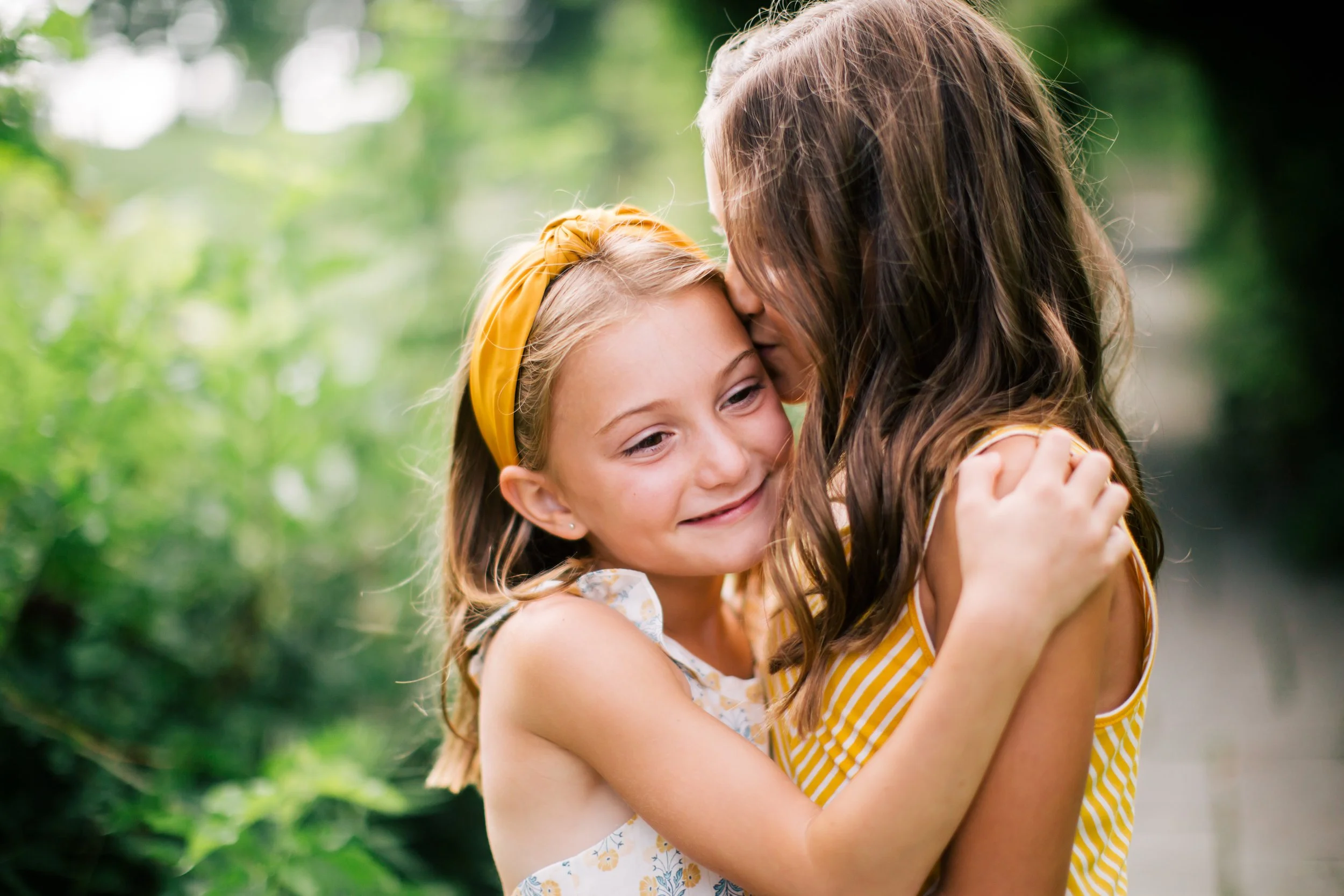 Gorgeous Family Photo Session at One of my Favorite Spots - Fabyan Forest Preserve
