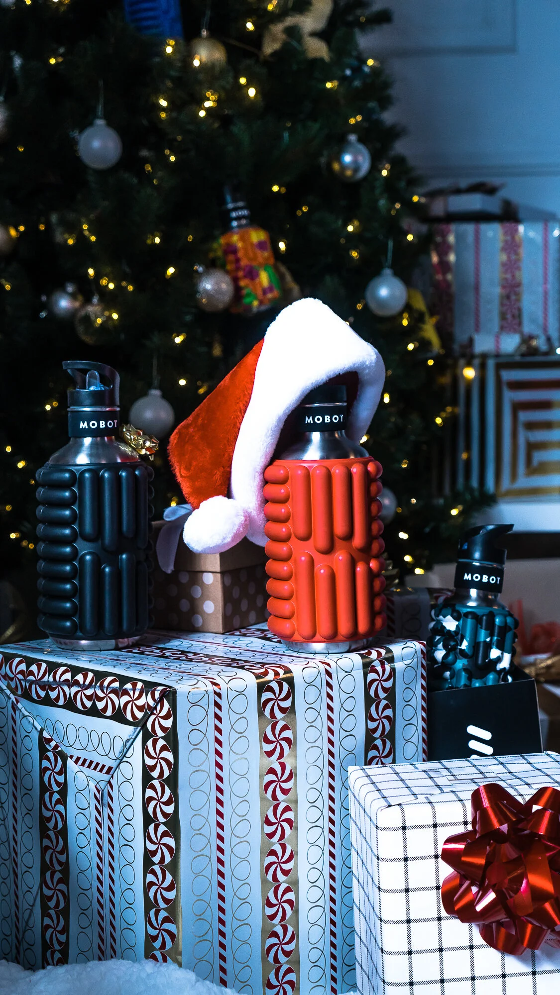 BBR BBB Gspots in front of tree.jpg