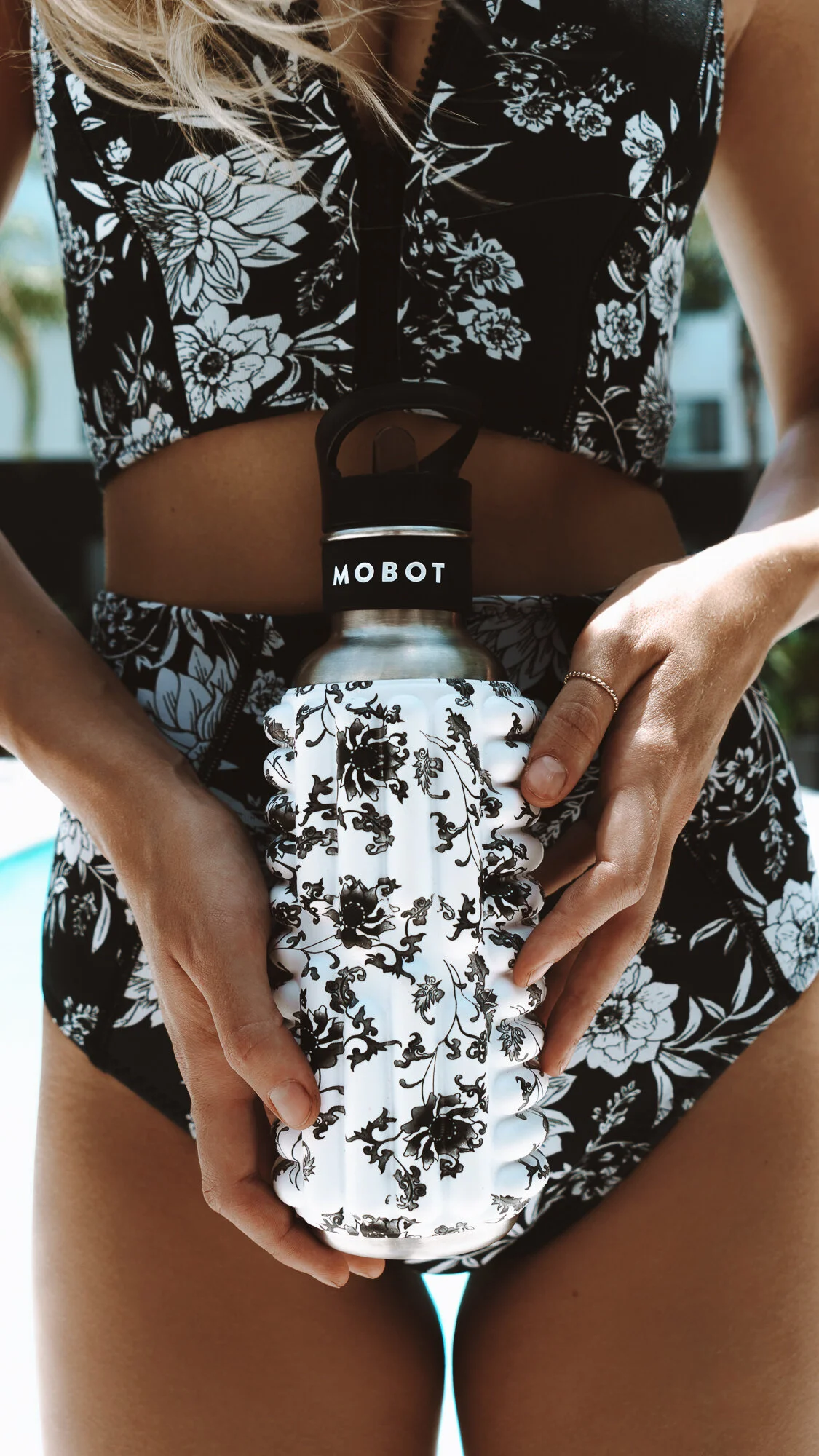 G BLACK FLORAL CU ISLAY_.jpg