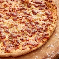 MARGHERITA Double cheese, oregano