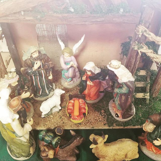 When the crew is at a Christmas party and realize baby Jesus is missing. Remember the reason for the season with a side of ranch. #christmas #babycarrots #holidaygettogether #podcast #werefunny #holdmybeer