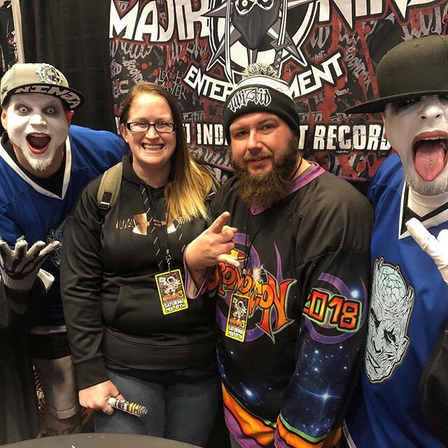 #astronomicon3 was even bigger and better than last year! #twiztid #amb #blazeyadeadhomie #youngwicked were all amazing to kick it with as always. Can&rsquo;t wait for next year. #majikninjaentertainment #intwiztidwetrust #comiccon #popculture #jugga