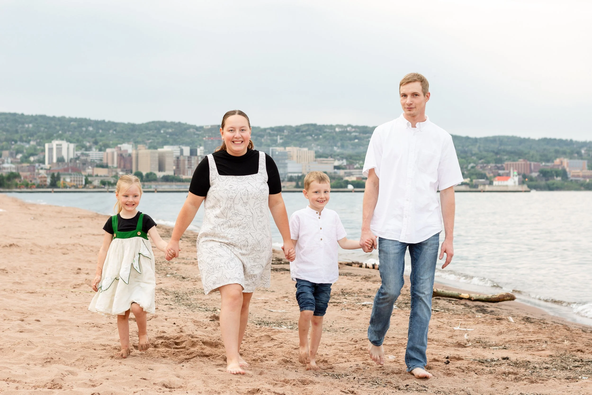 Two Harbors Family Photographer