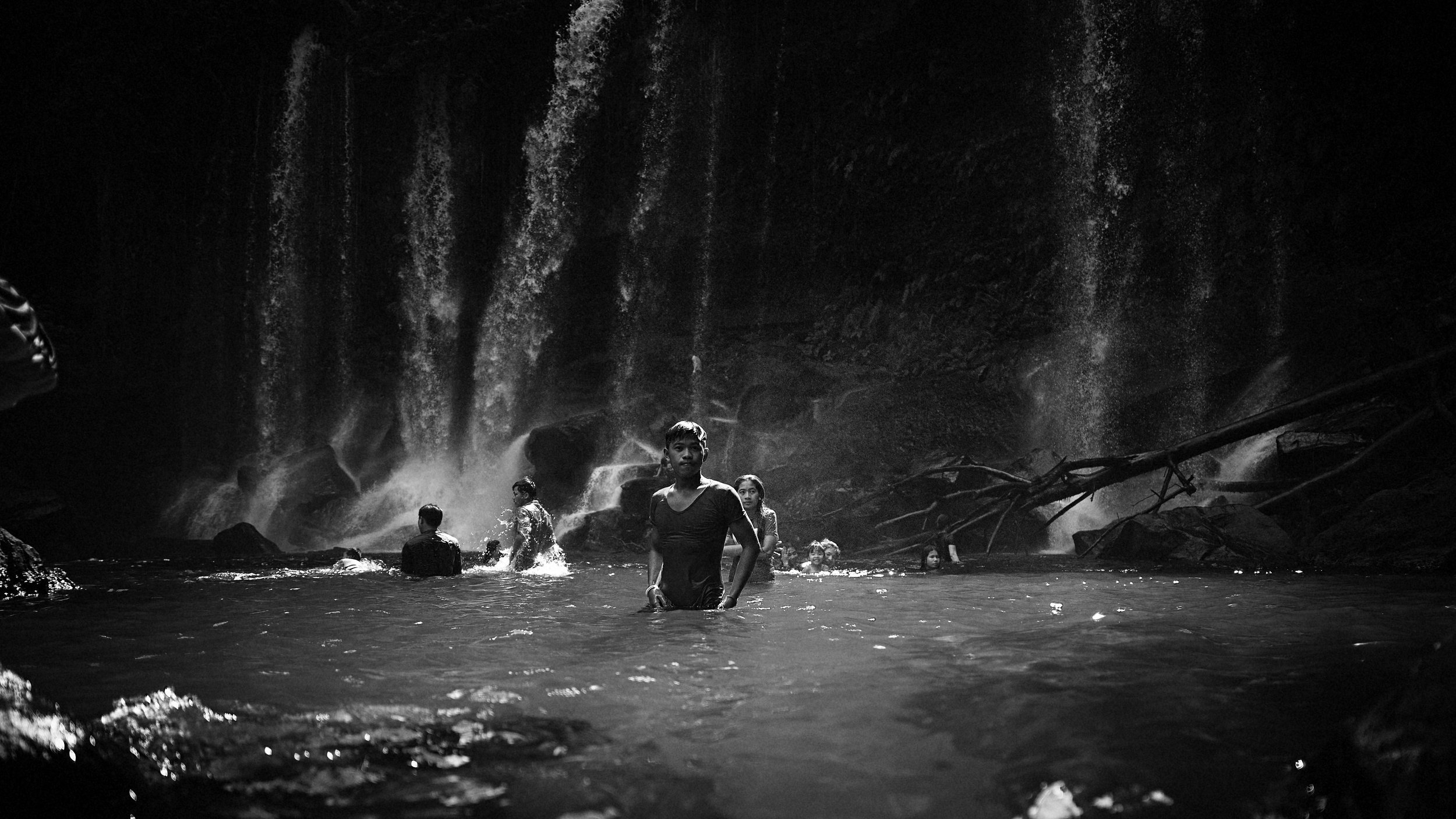 Siem Reap Waterfall 2017-96-Edit.jpg