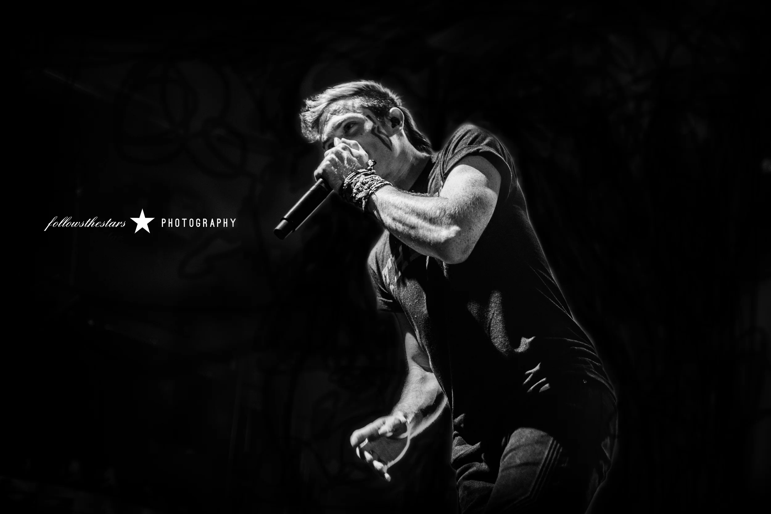 WALK THE MOON