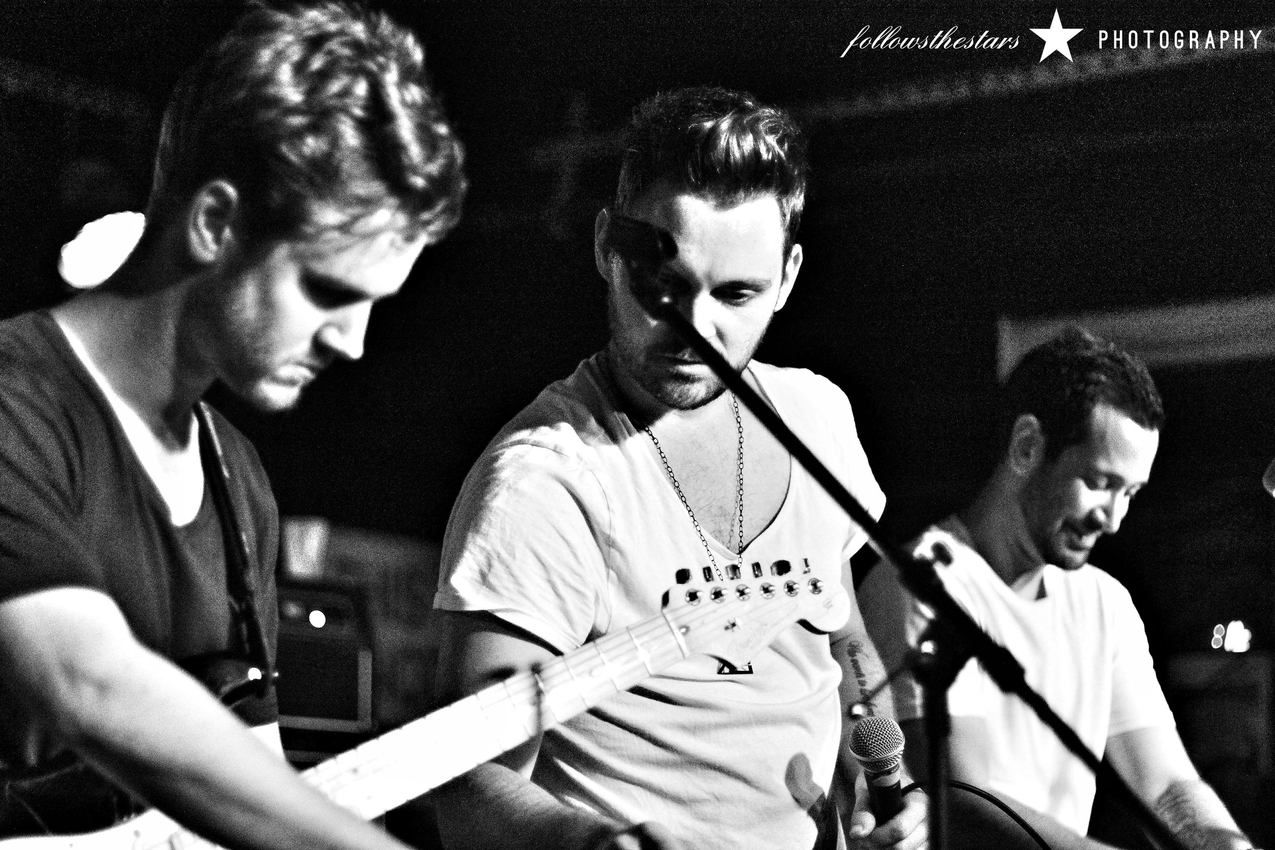 STRANGE TALK LIVE AT MERCURY LOUNGE NYC