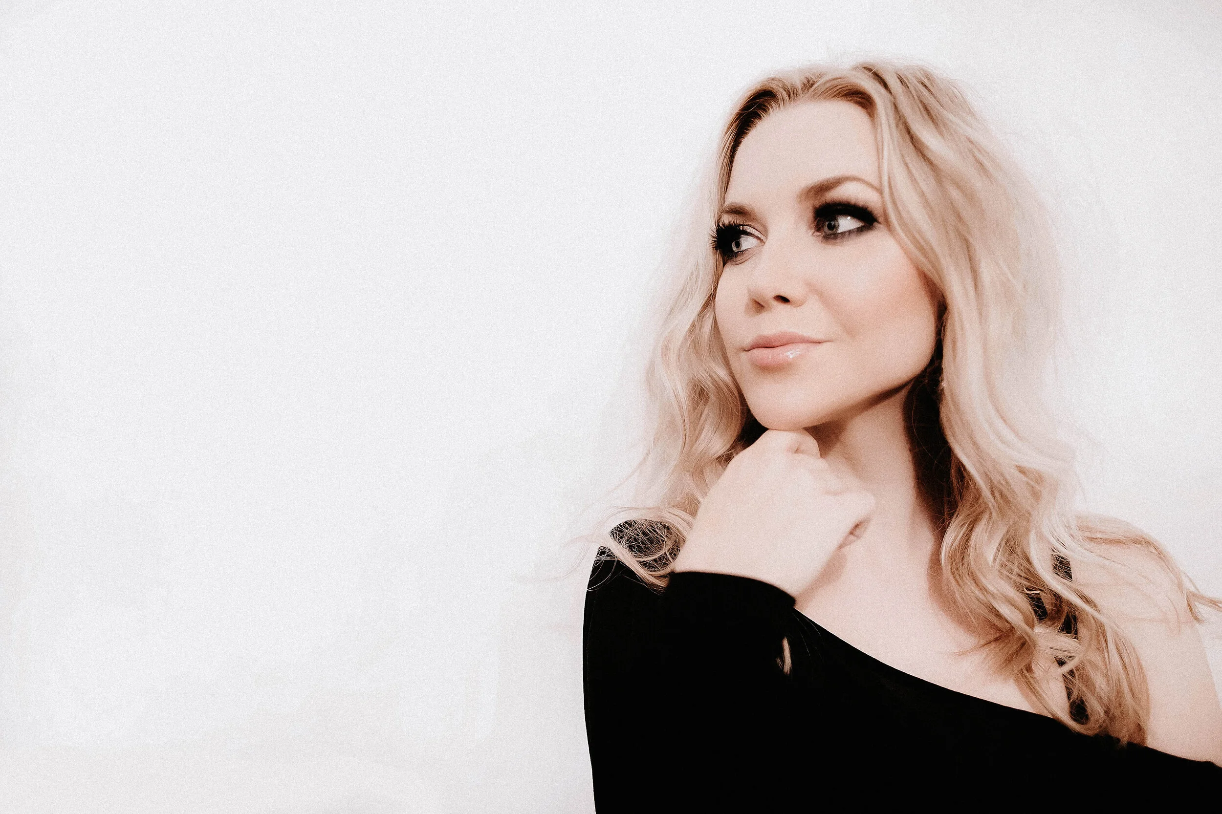 Kelsey Cook - Lightroom SIDE Smirk Edit.jpg