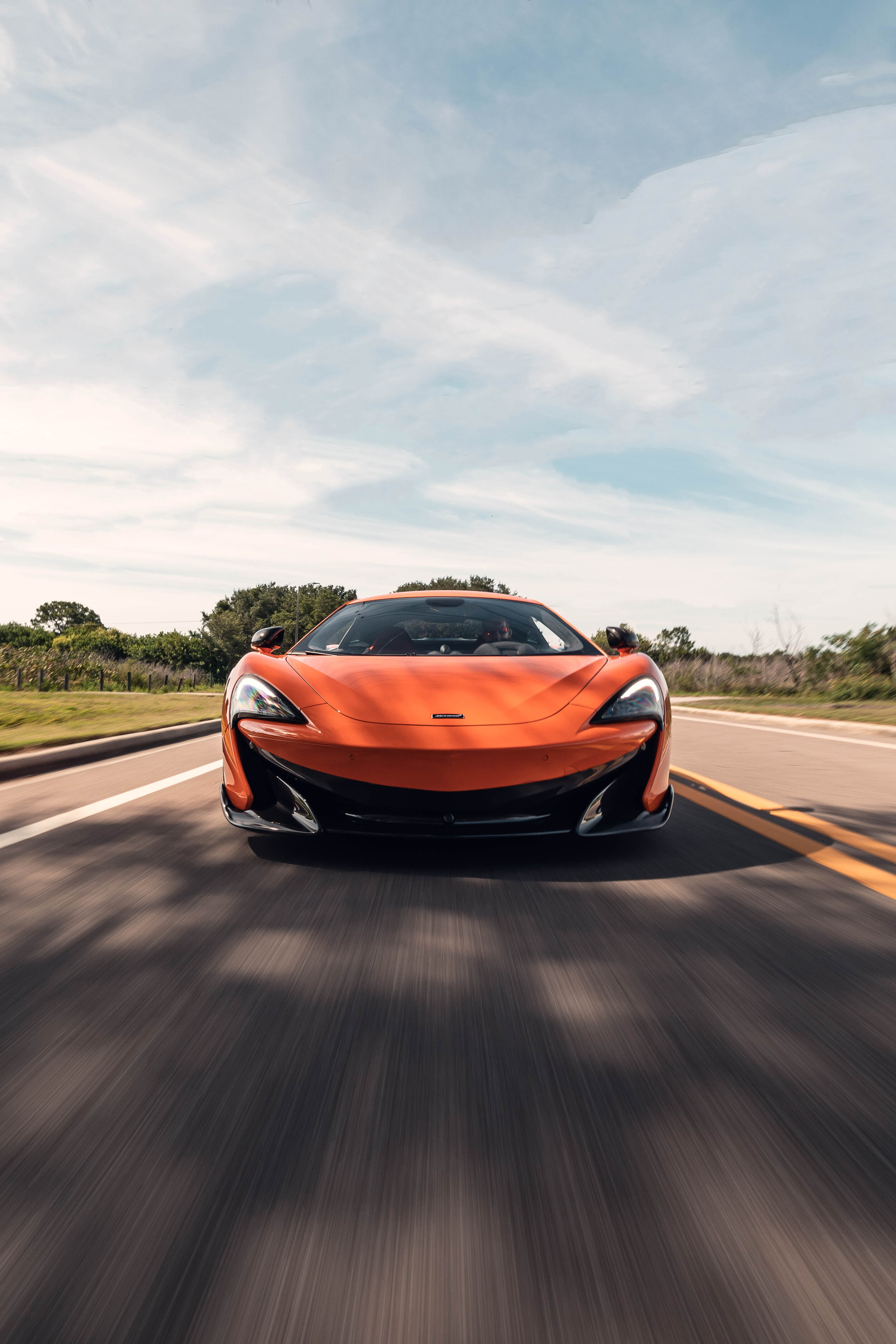 600lt 4.jpg
