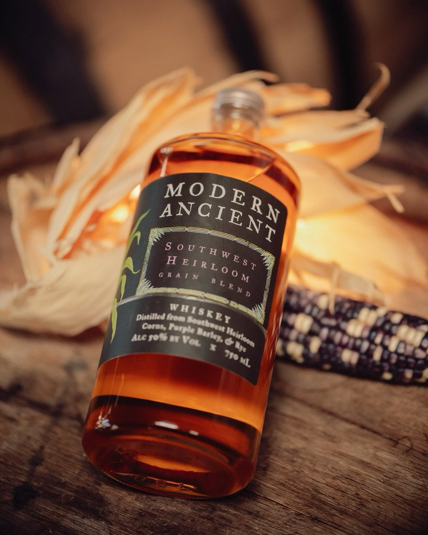 Pure alchemy from the whiskey wizard @workhorserye @modernancienttucson 🪄🧙&zwj;♂️

Check out this magnificent hammered-copper still and the beautiful local ingredients he uses!

#tucson #arizona #whiskey #distillery