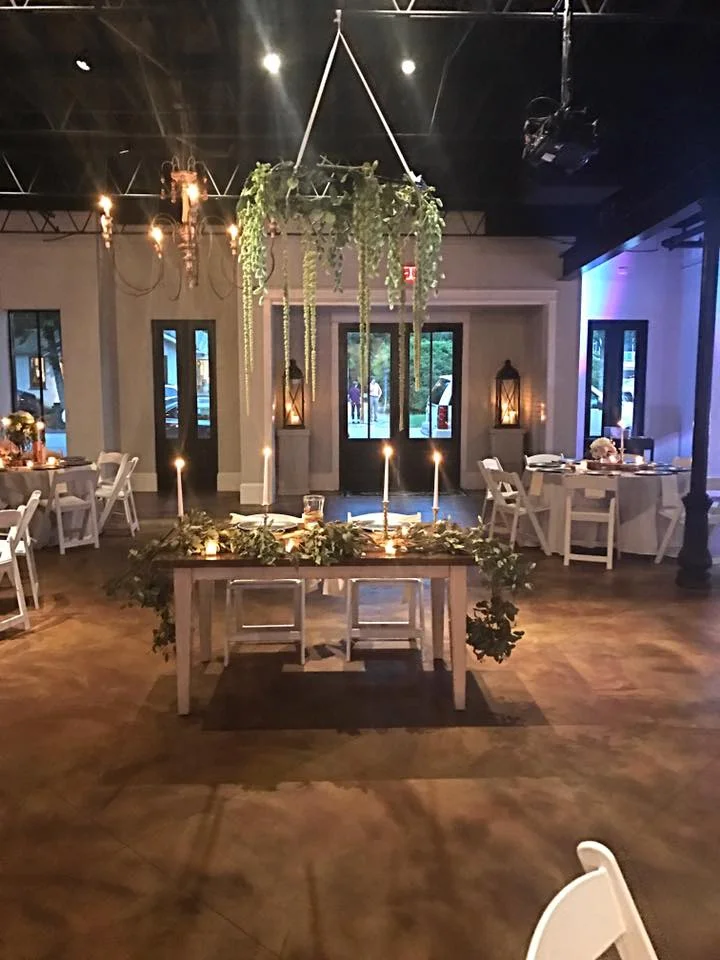 Design & Florals: Southern Frills