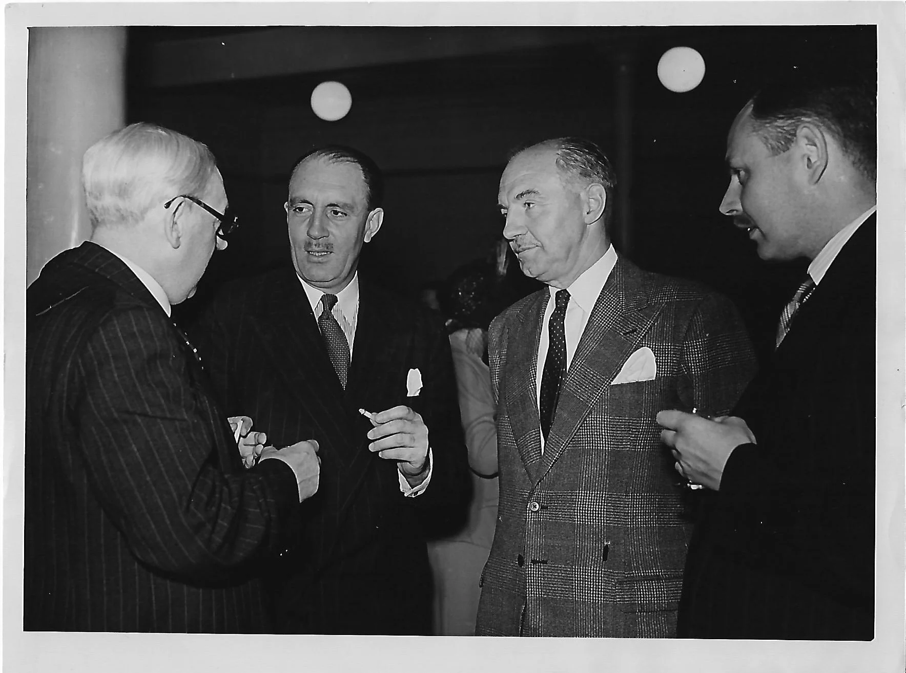 royal-crown-derby-factory-tour-unknown-date.jpg