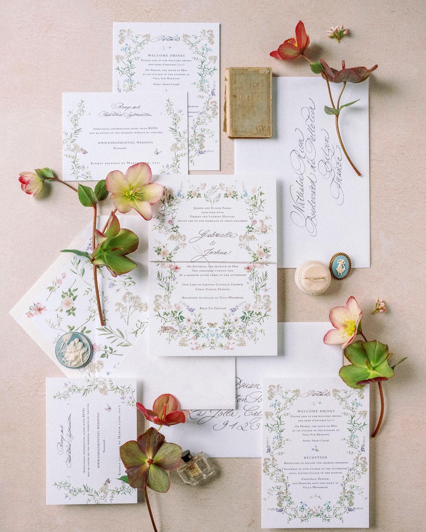 Invitations for G&amp;J - beautifully styled by @plumeevents 

Florals: @bouquetatlanta 
Styling Surface: @locustcollection 

#weddinginvitations #custominvitations #watercolorinvitation #letterpressinvitations #invitation