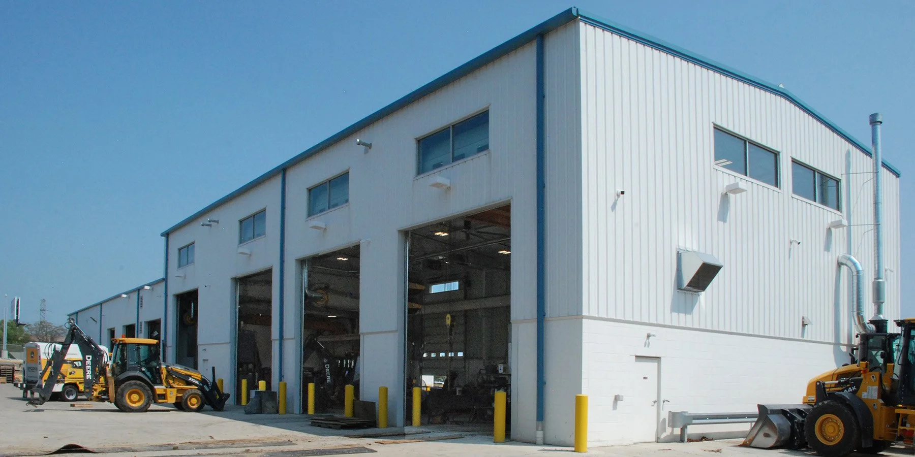 Tractor service facility construction in Wisconsin