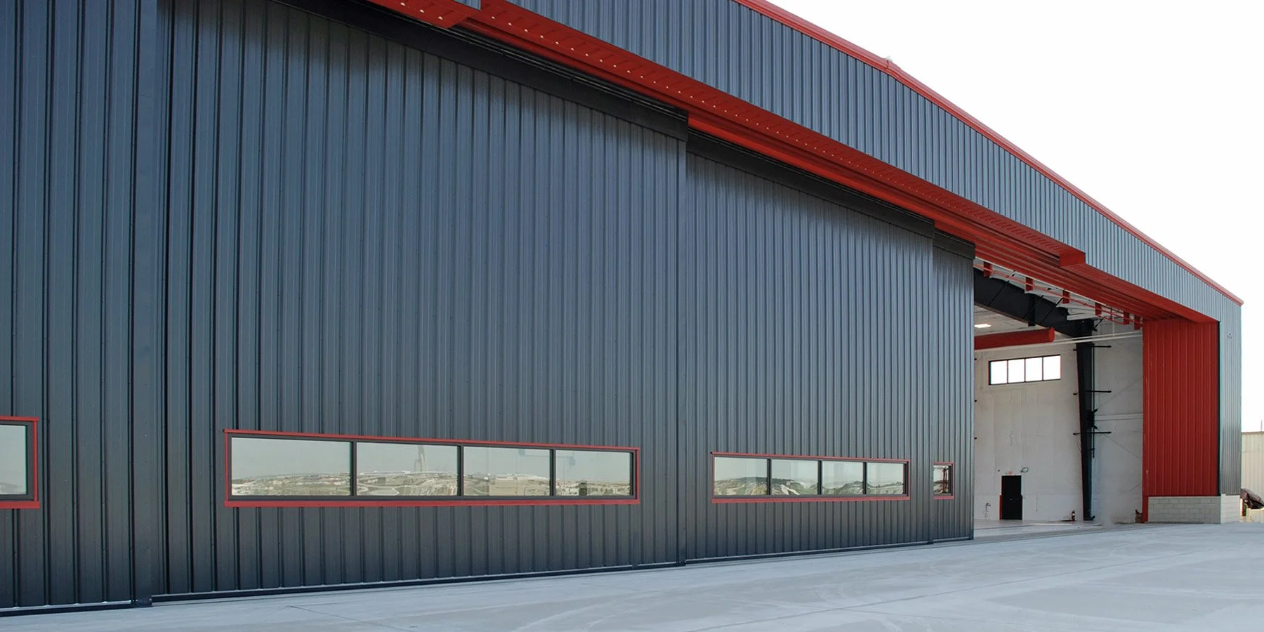 Metal building hangar by Wisconsin contractor, Redhawk Metal Buildings