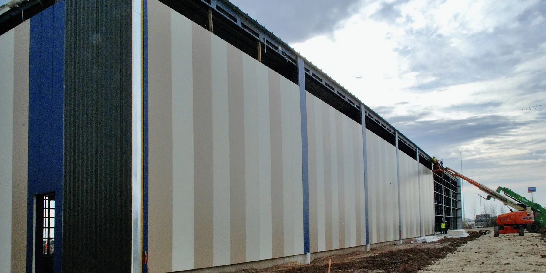 Steel building athletic facility in Wisconsin by Redhawk Metal Buildings