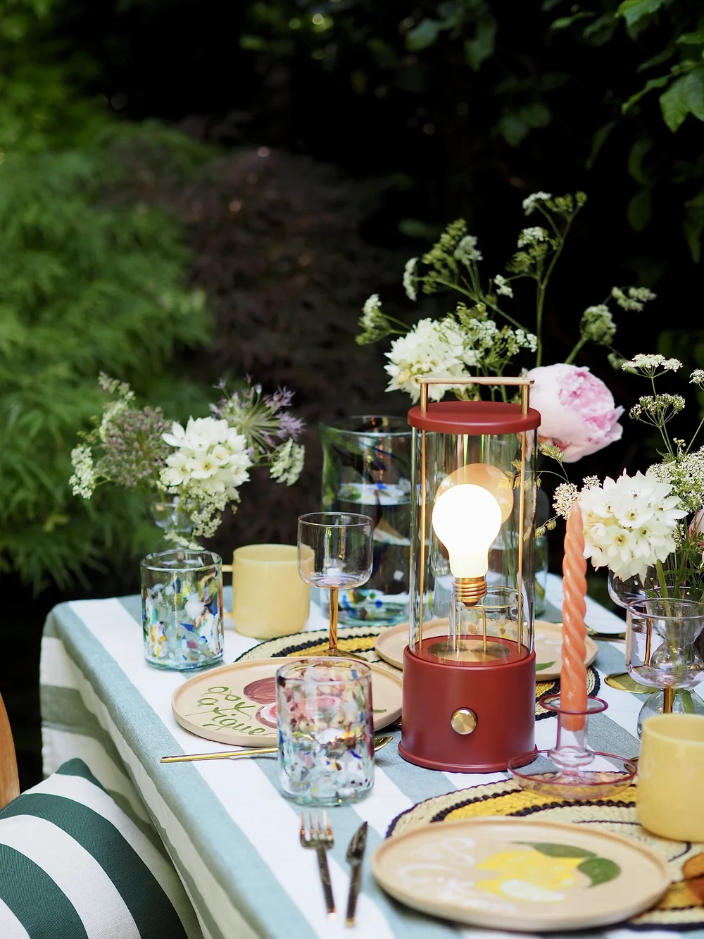 5 Simple Outdoor Table Setting Ideas Easy Ways To Make The Most Of
